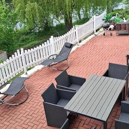 Nr 3 Direkt Am * Nieder-Werbe